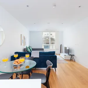 Luxury Let @ London